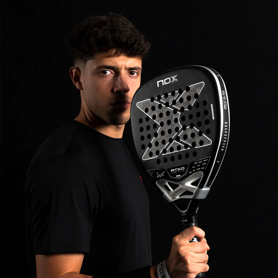 Nox AT10 Genius Attack 18K Alum 2026 — Agustín Tapia Padel Racket